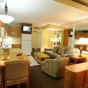 https://destin-holiday-beach-resort-destin.panamacity-beachhotels.com